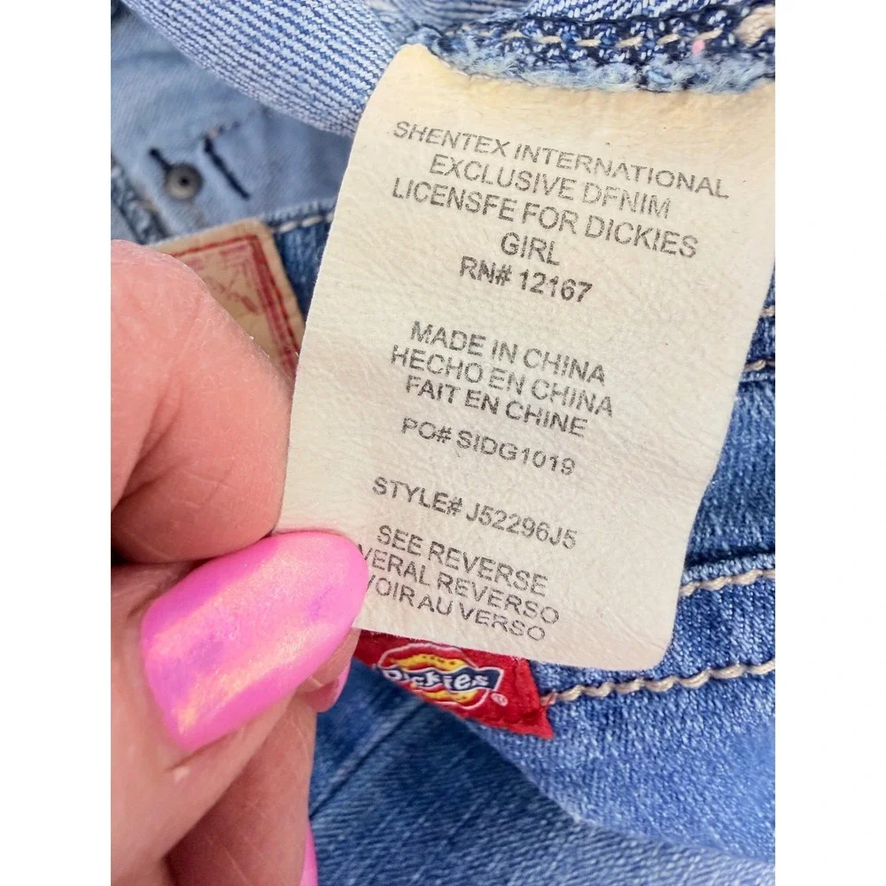 Dickies brand material